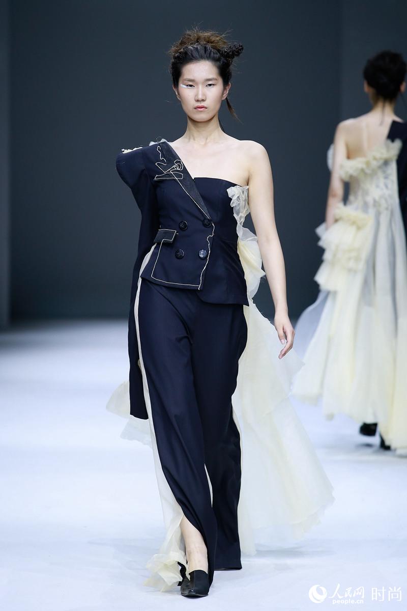 浙江理工大学服装学院2018届服装与服饰设计毕业作品发布会
