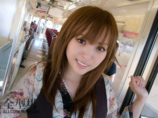 <em>并木优</em>:日本最清纯新晋女星写真 (27)--男士经典