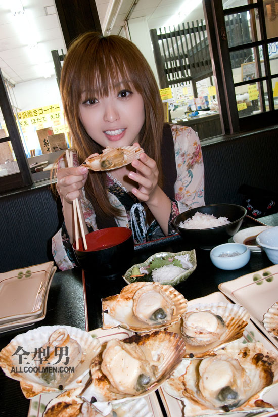 <em>并木优</em>:日本最清纯新晋女星写真 (16)--男士经典