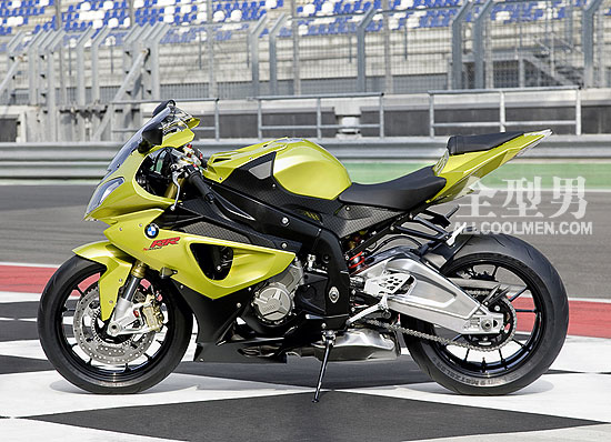 宝马S1000RR超酷摩托车 售价为13800美元 (2